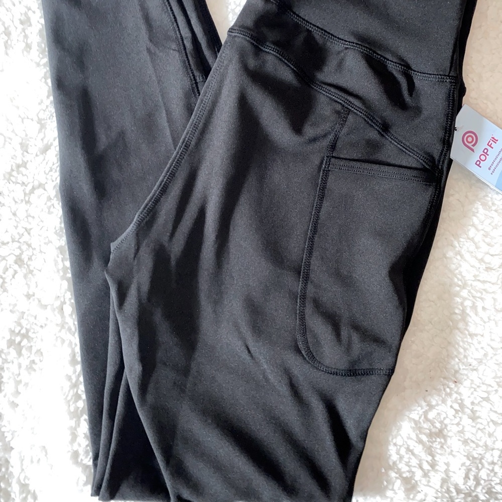 NWT POP fit medium black leggings